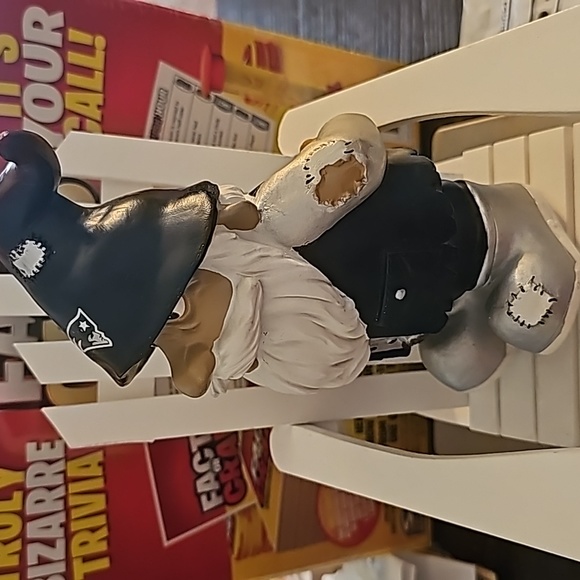 New England Patriots Stumpy Gnome 7” - Picture 2 of 4